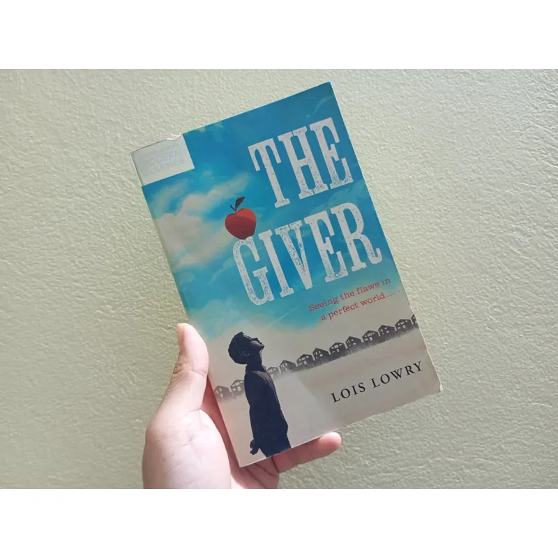The giver, sách ngoại văn tiếng Anh english book  735994