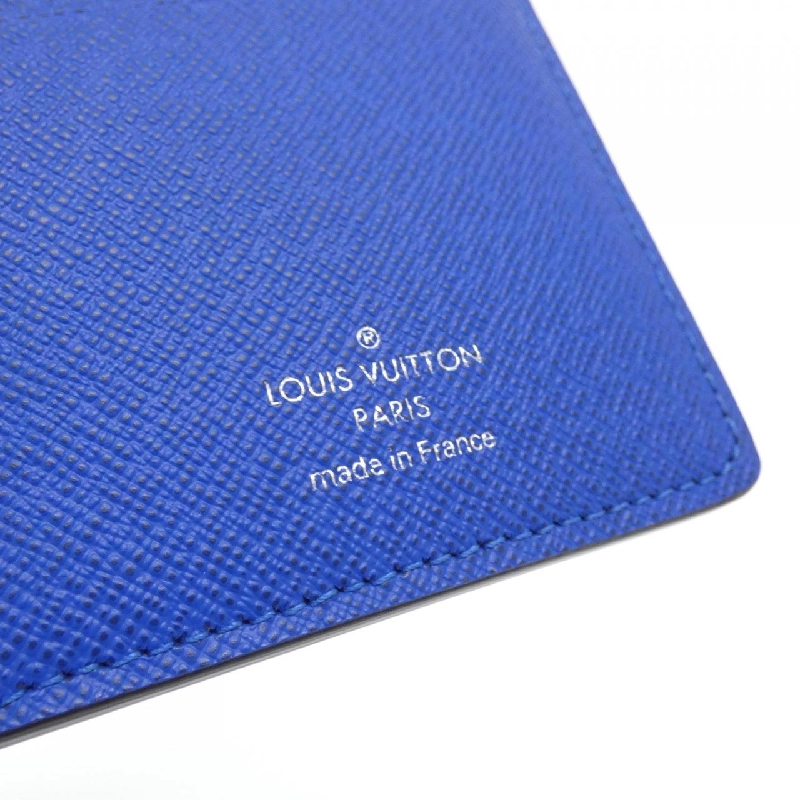 Ví Louis Vuitton Taiga Porte-Feuille Braz M11580 621352