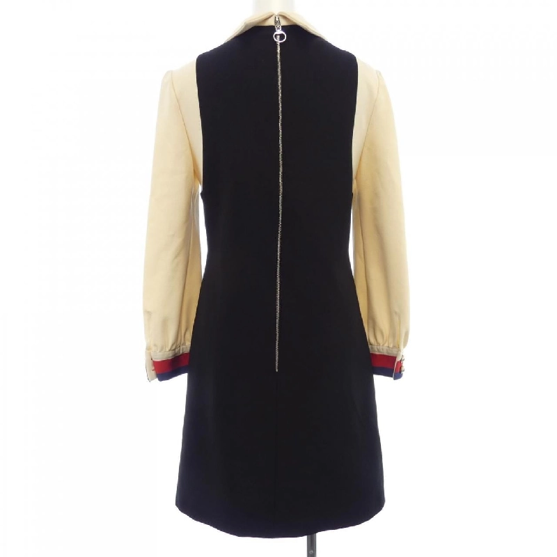 Gucci GUCCI 457026-X5L37 Đầm 649640