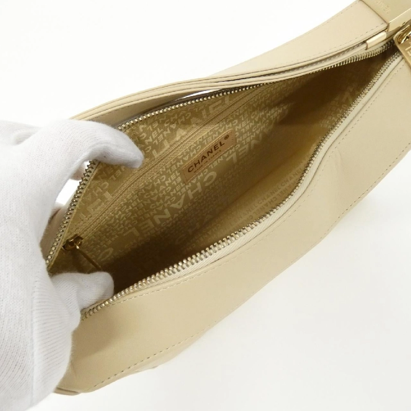 【Vintage】Túi xách Chanel Chocolate Bar Line 17365 611597