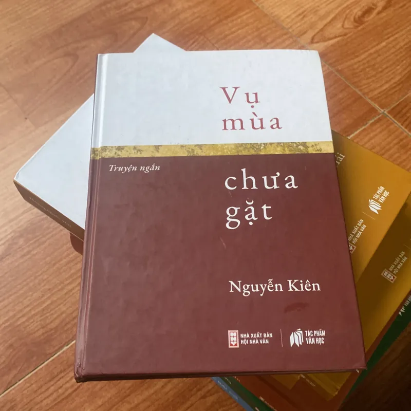 Vụ mùa chưa gặt - Nguyễn Kiên 1033536