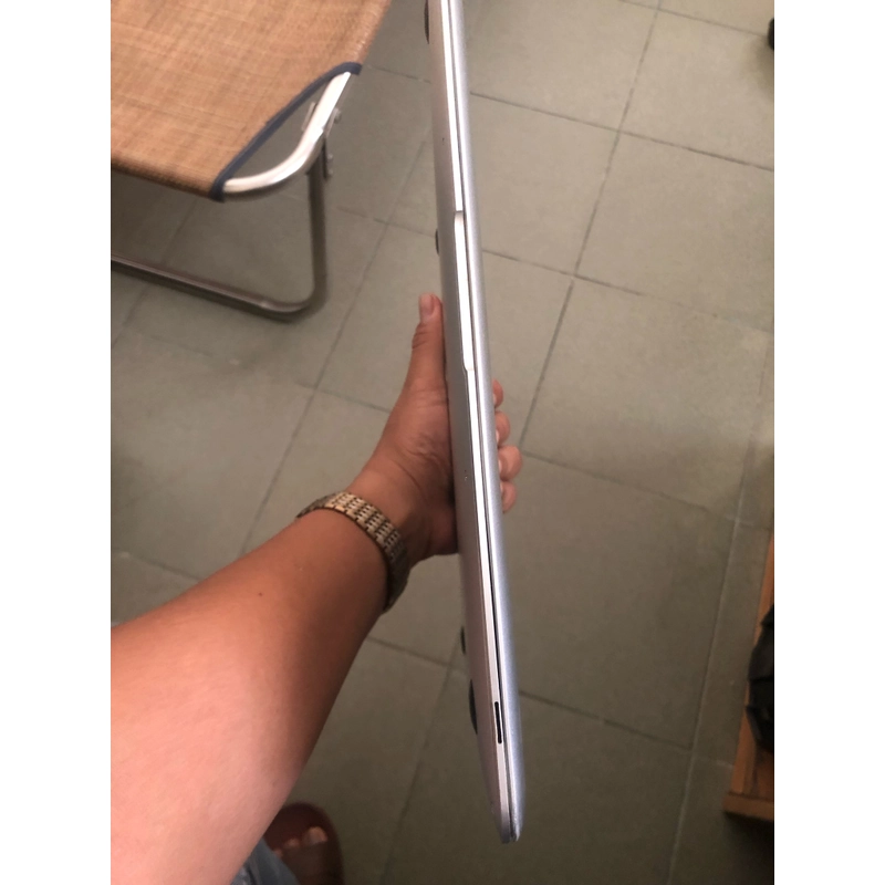 Macbook air dư không sài  251168