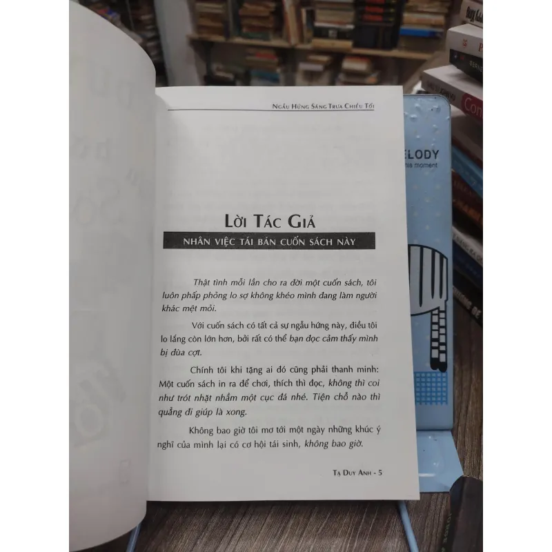 Sách: Ngẫu hứng sáng trưa chiều tối (A1) - Tác giả: Tạ Duy Anh 674527