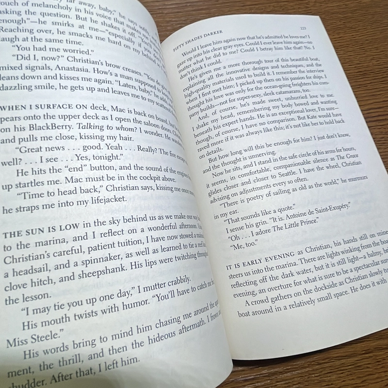 Fifty shades darker E L James 392195