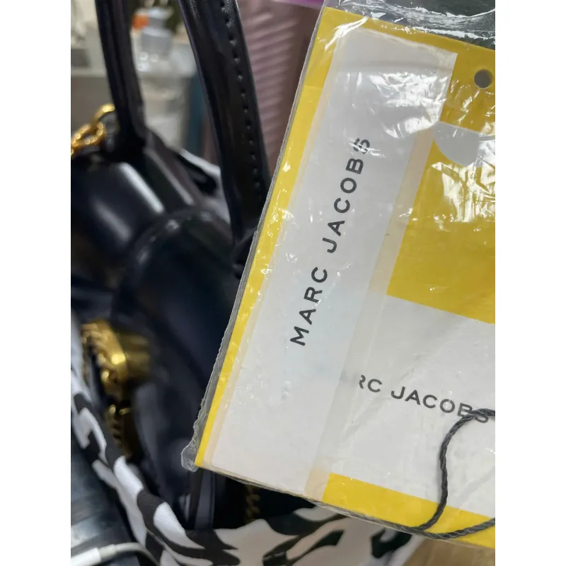 Túi mini sang chảnh, nhỏ gọn, chất da mướt mượt không tì vết, thanh lý vì thíu tiền huhu 605613