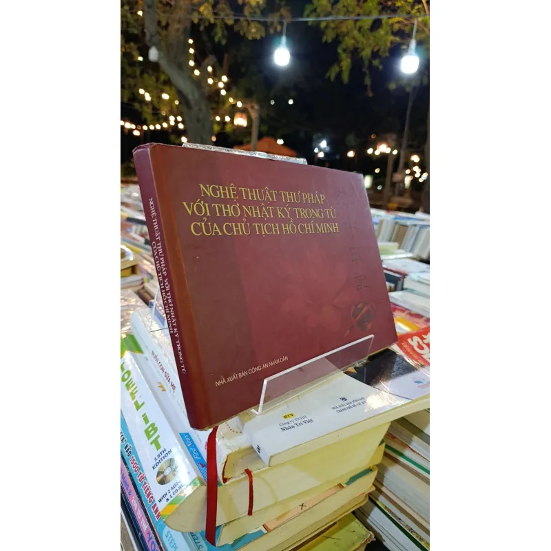 NGHỆ THUẬT THƯ PHÁP VỚI THƠ NHẬT KÝ TRONG TÙ CỦA CHỦ TỊCH HỒ CHÍ MINH 690405