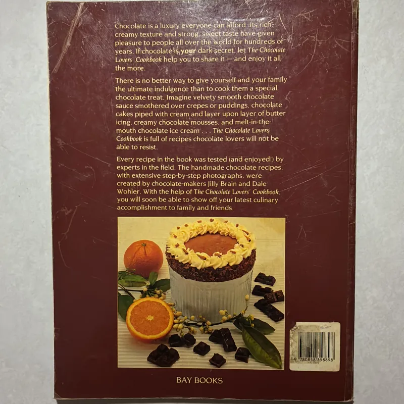 The Chocolate Lovers Cookbook  759300
