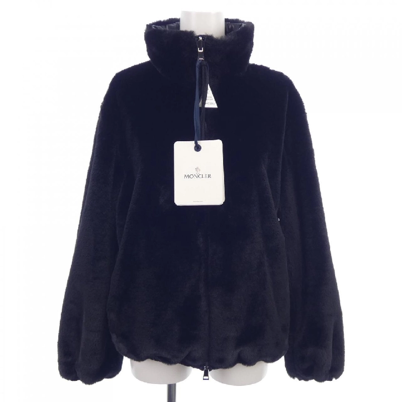 Áo khoác lông vũ MONCLER 638825