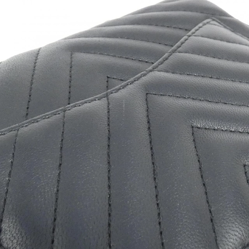 Túi xách chéo Chanel 35200 613306