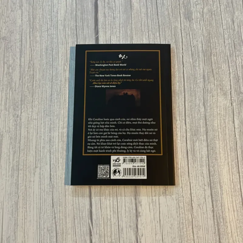 CORALINE - NEIL GAIMAN (MỚI 99%) 931352