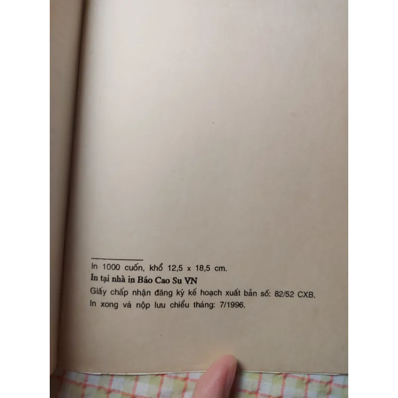 LÂU ĐÀI NGƯỜI BÁN NÓN (Bản lược thuật) - A. J. Cronin 718755