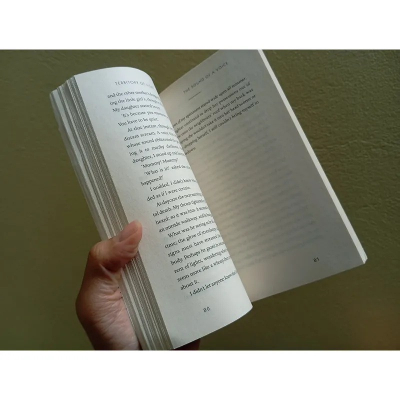 Territory of light sách ngoại văn tiếng Anh english book  763551