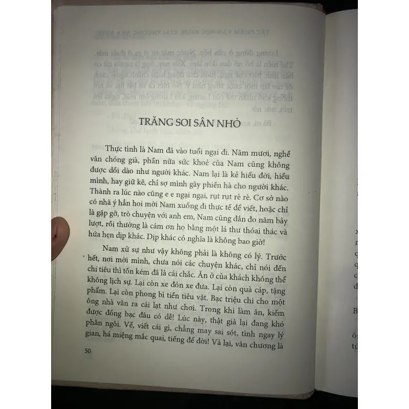 Trăng soi sân nhỏ - Ma Văn Kháng  711367