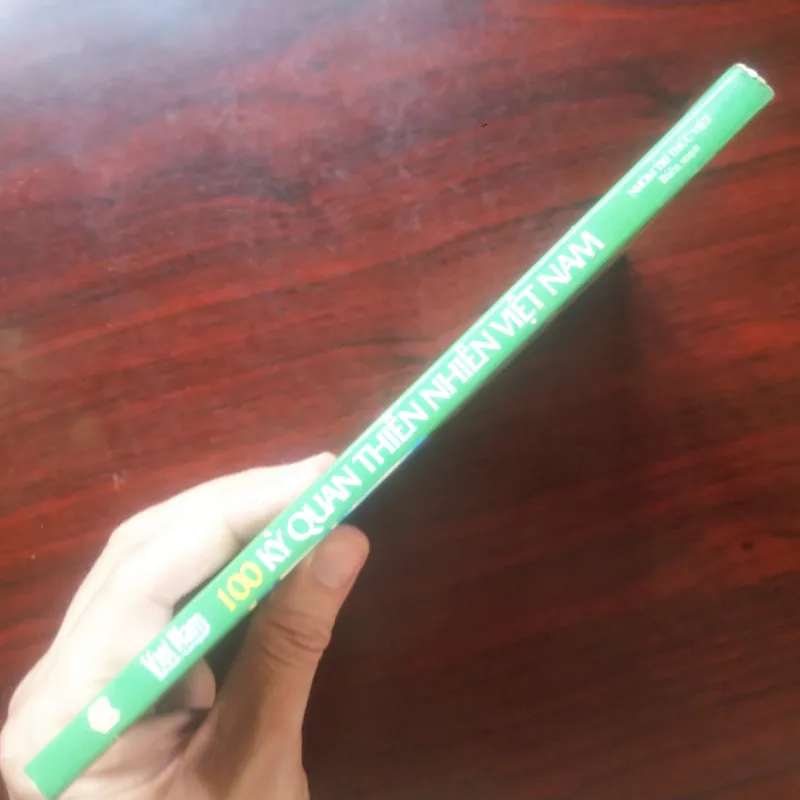 [Sách Văn Hóa Du Lịch] 100 Kỳ Quan Thiên Nhiên Việt Nam - Việt Nam Đất Nước Con Người 970464