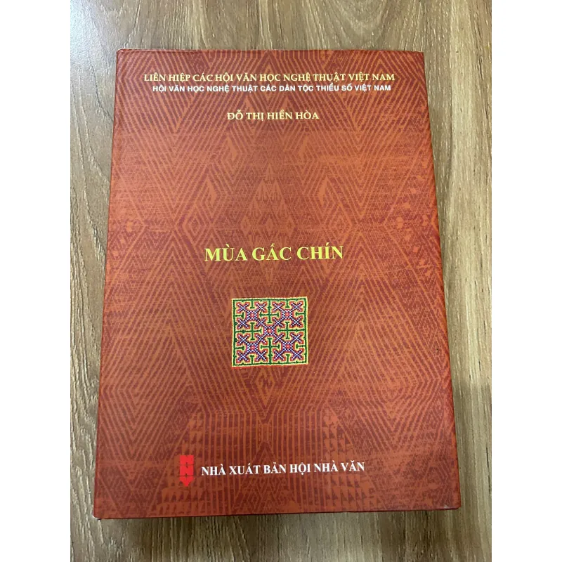 Mùa gấc chín – Đỗ Thị Hiền Hòa. 761309