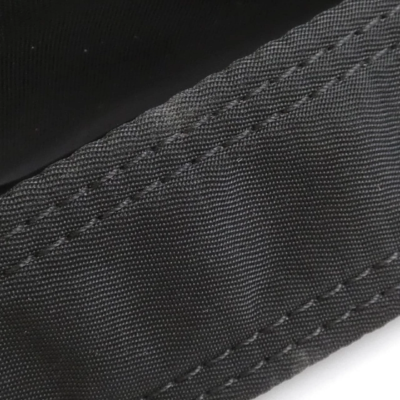 Túi xách vai Fendi Baguette Messenger Large 7VA536 AG0P 608640