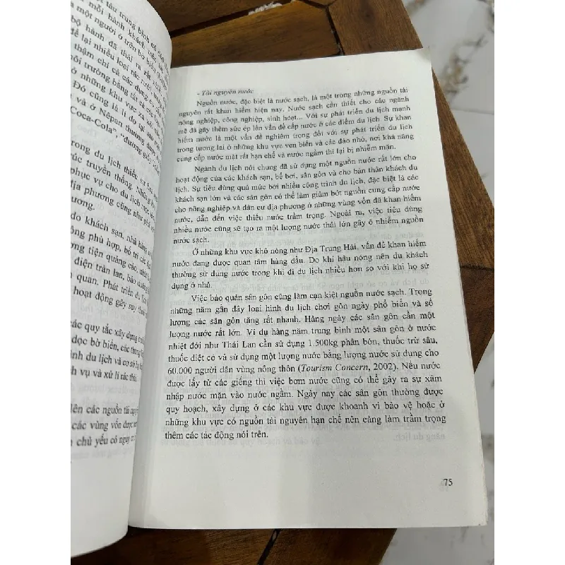 Giáo trình Du lịch & Môi trường – Lê Văn Thắng 594118