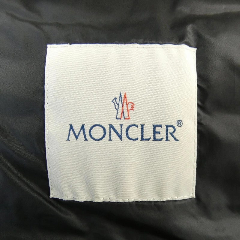 Áo khoác lông vũ MONCLER BOGUE - Hàng hiệu Chính hãng 821830