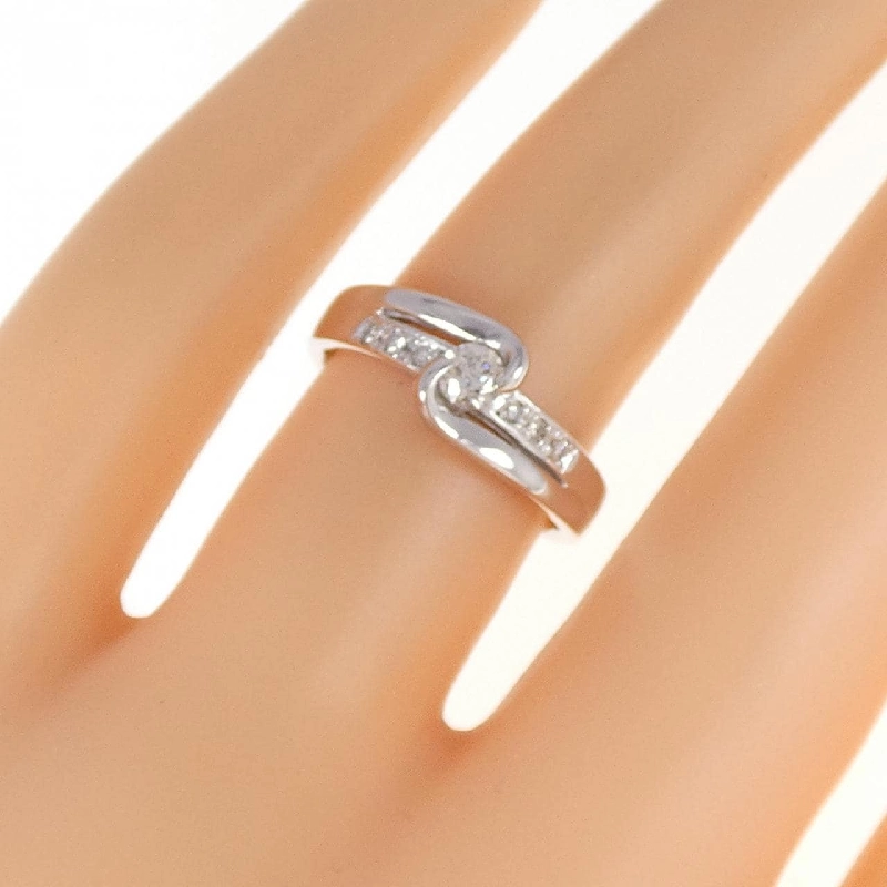 Nhẫn kim cương K18WG 0.207CT 672792