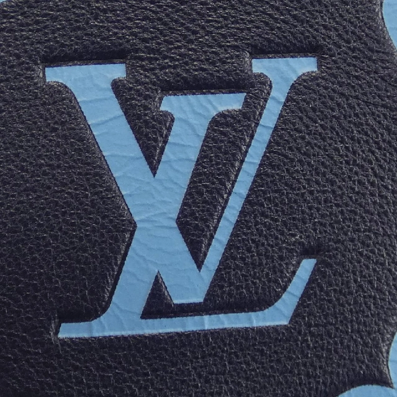 Váy LOUIS VUITTON 650575