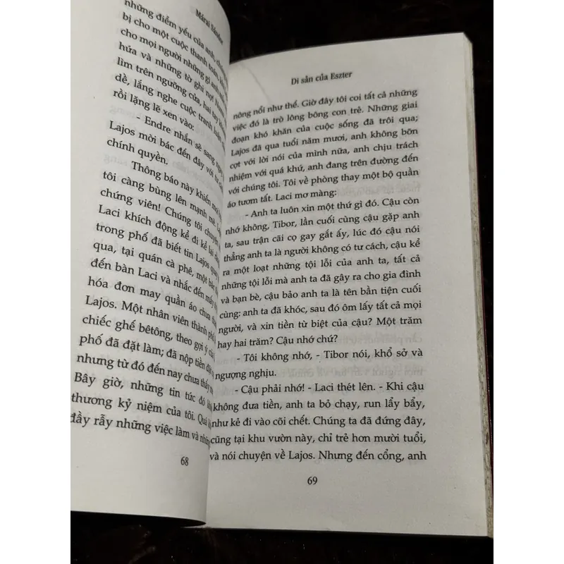 Di sản của Eszter 702986