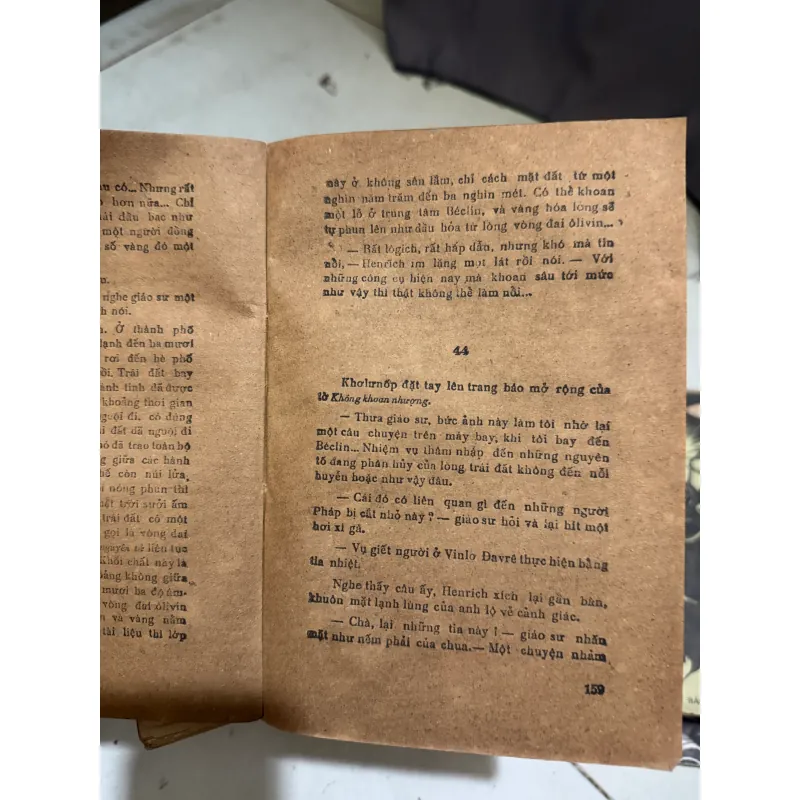 Tia chiếu khủng khiếp của kỹ sư - sách tình báo  1011004