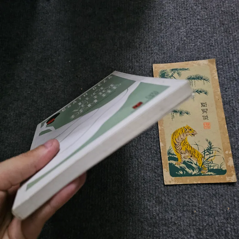 Vũ hội đêm hè 734689