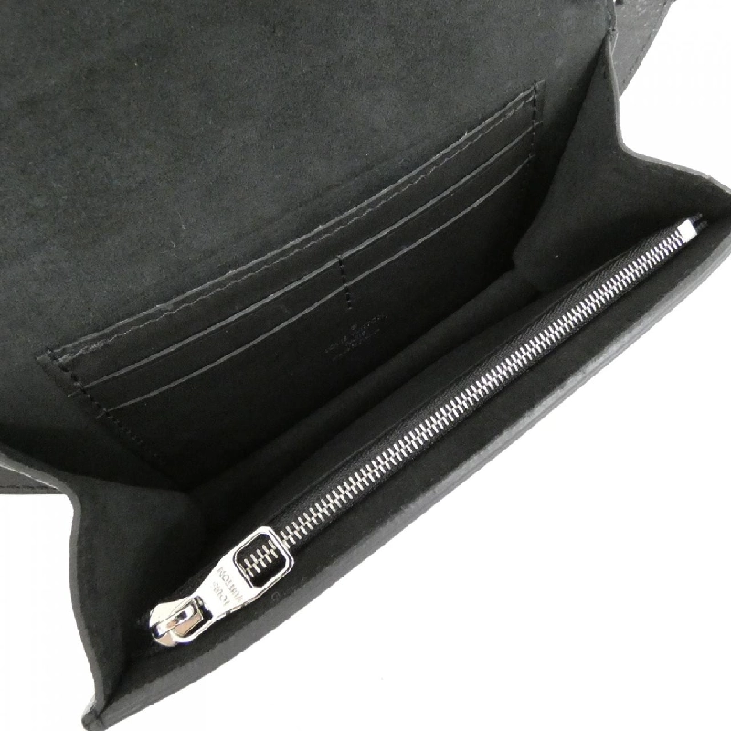 Túi đeo chéo Louis Vuitton Monogram Giant Bum Bag Dauphine M67696 611702