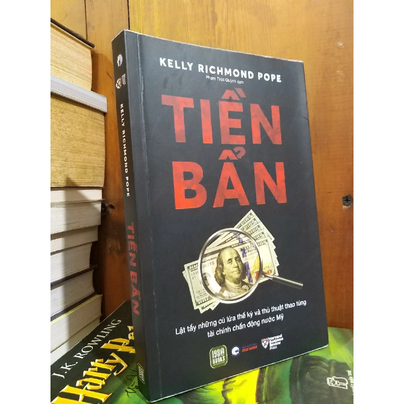 Tiền bẩn - Kelly Richmond Pope 785715