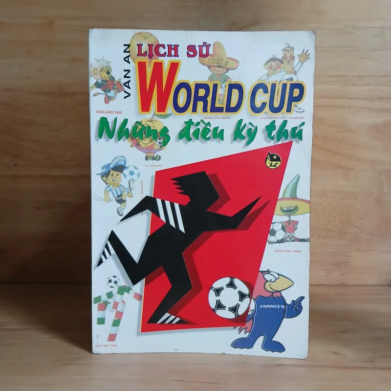 Lịch Sử World Cup - Những Điều Kỳ Thú (Xb 1998) 589829