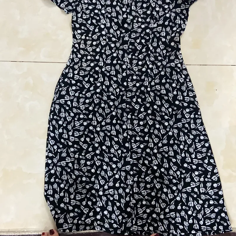 Đầm voan hoa nhí đen trắng 1050286
