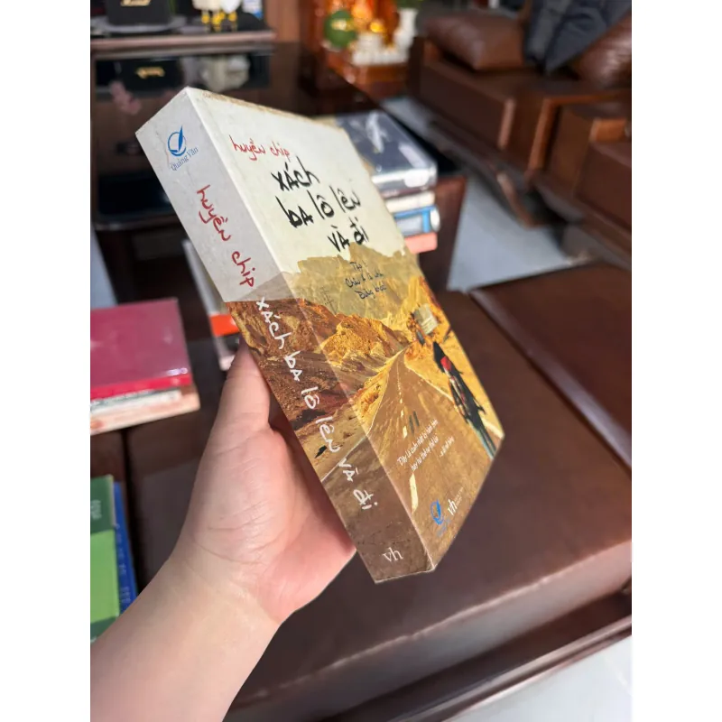 Xách ba lô lên và đi (Tập 1) – Huyền Chip- K2 999773
