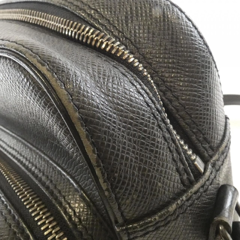 Túi đeo vai Louis Vuitton Taiga Nile - Hàng hiệu Chính hãng 802633