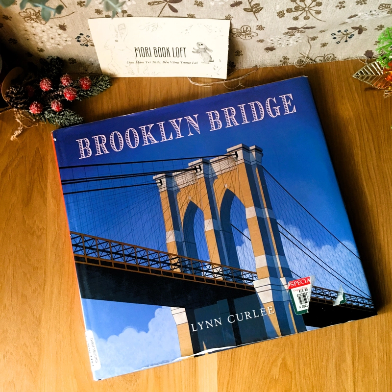 Sách tranh tiếng anh Brooklyn Bridge, Used, bìa cứng, còn bìa áo 476861