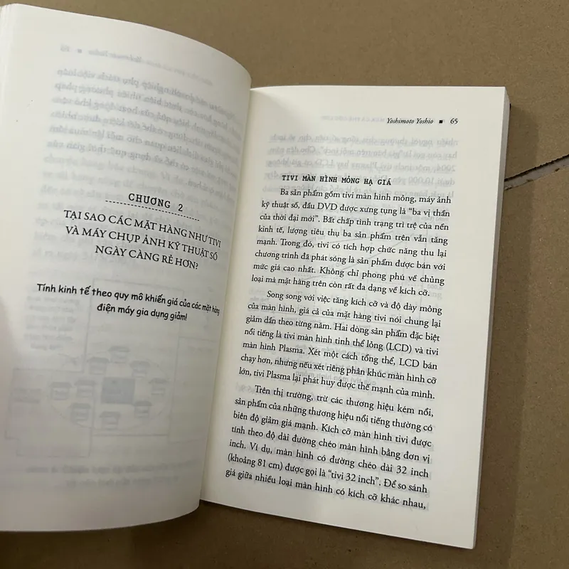 Đến Starbucks mua cà phê cốc lớn 569337