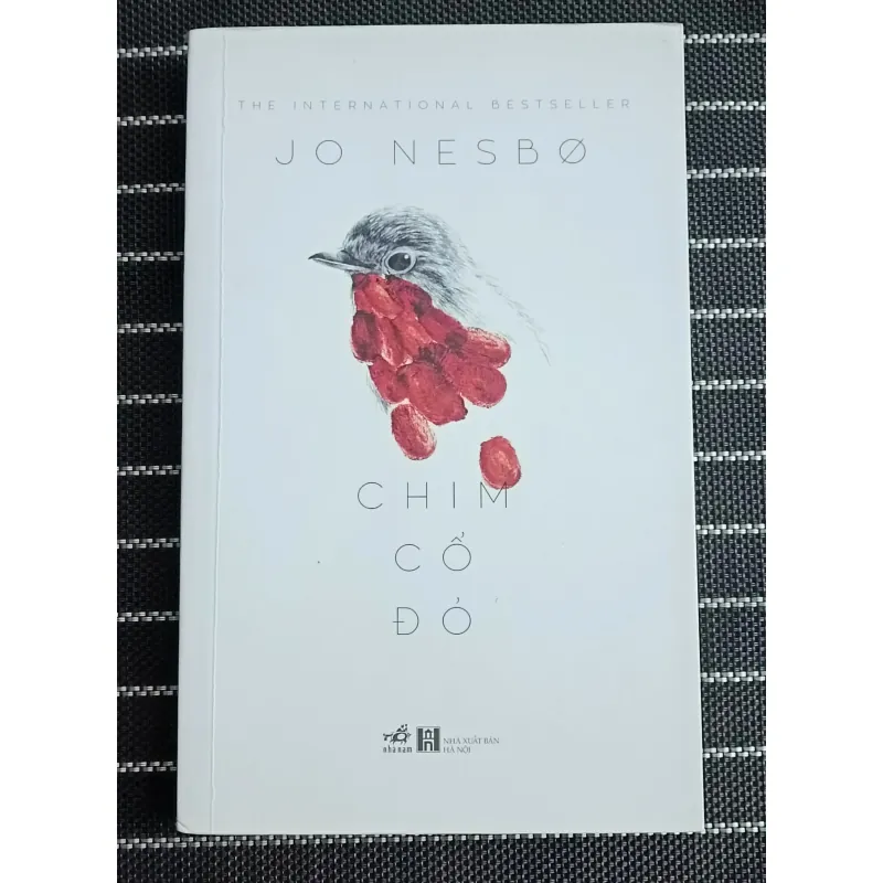 Chim cổ đỏ (Jo Nesbo) 777829