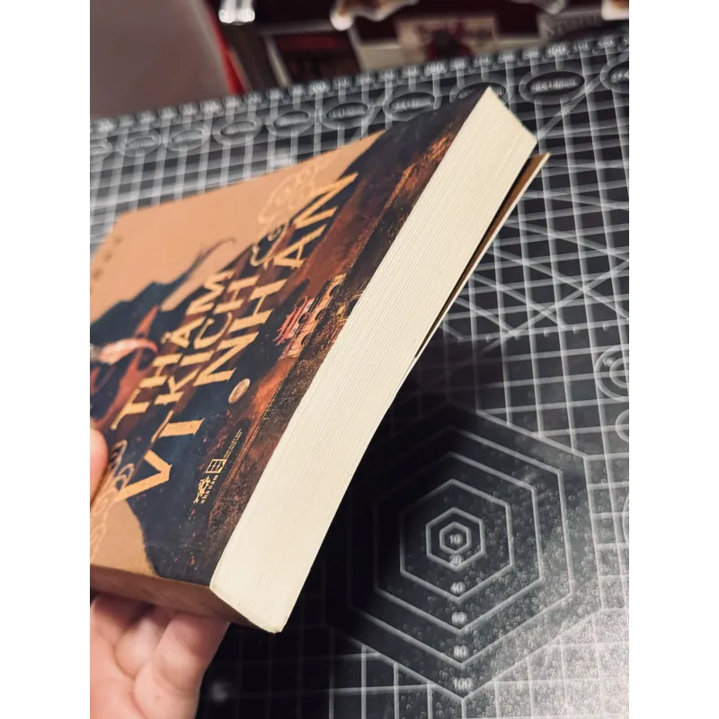 Thảm kịch vĩ nhân 693495