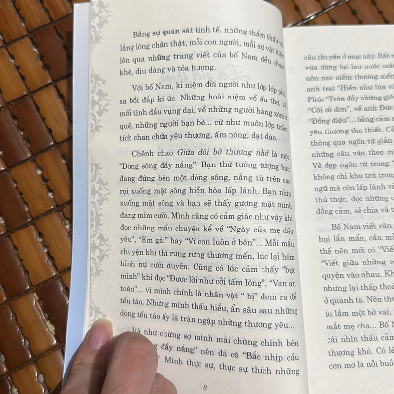 Giữa đôi bờ thương nhớ - Đỗ Xuân Thảo 518903