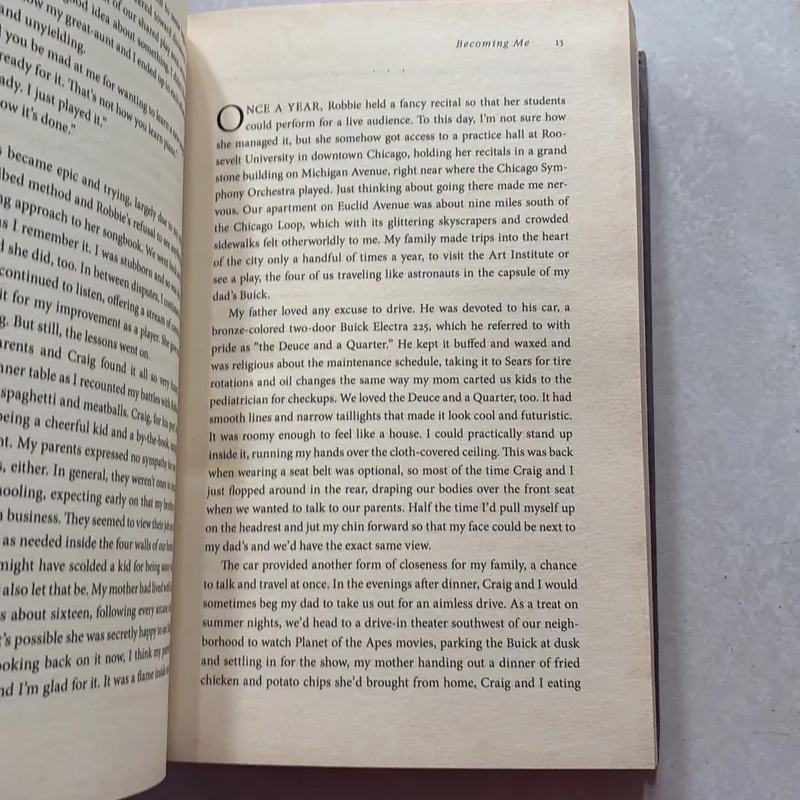 Becoming - Michelle Obama 720291