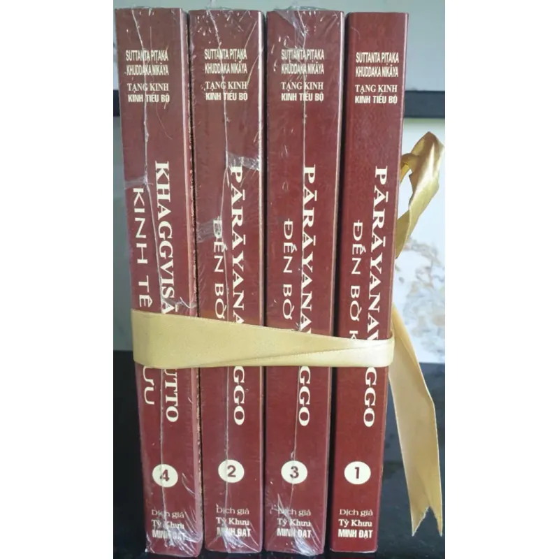 Bộ 4 cuốn Đến Bờ Kia  - Tỳ Khưu Minh Đạt, mới 90% 689724