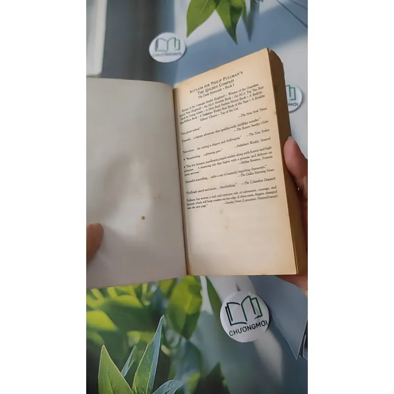 [XƯA] The Golden Compass (1995) - Philip Pullman 1027189