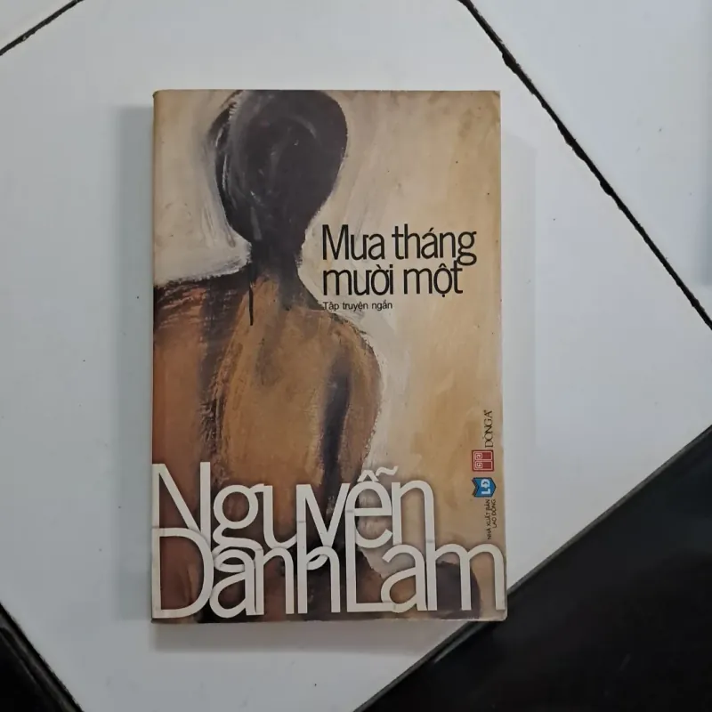 Mưa tháng mười một 1020501