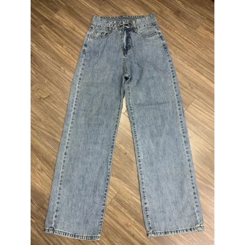 Quần jeans ống suông size S 934757
