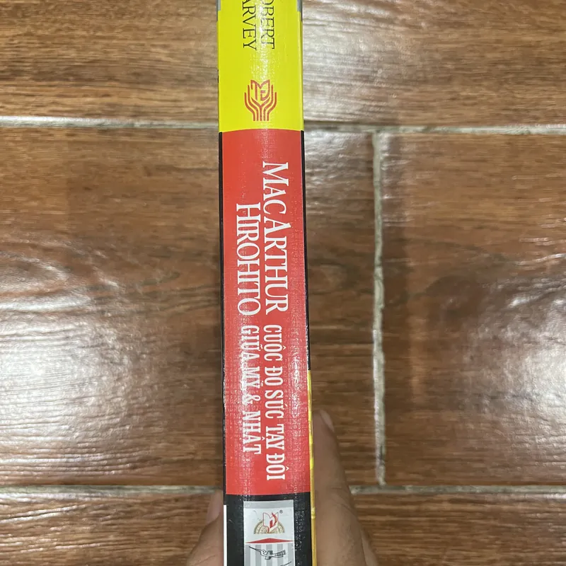 Mac Arthur Hirohito: Cuộc đọ sức tay đôi giữa Mỹ và Nhật - Robert Harvey (6) 576939