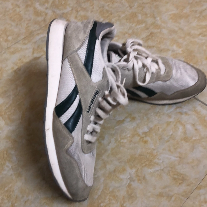 Reebok size 41, hàng vẫn ok, hơi cũ tý, dùng chạy bộ tốt  499375