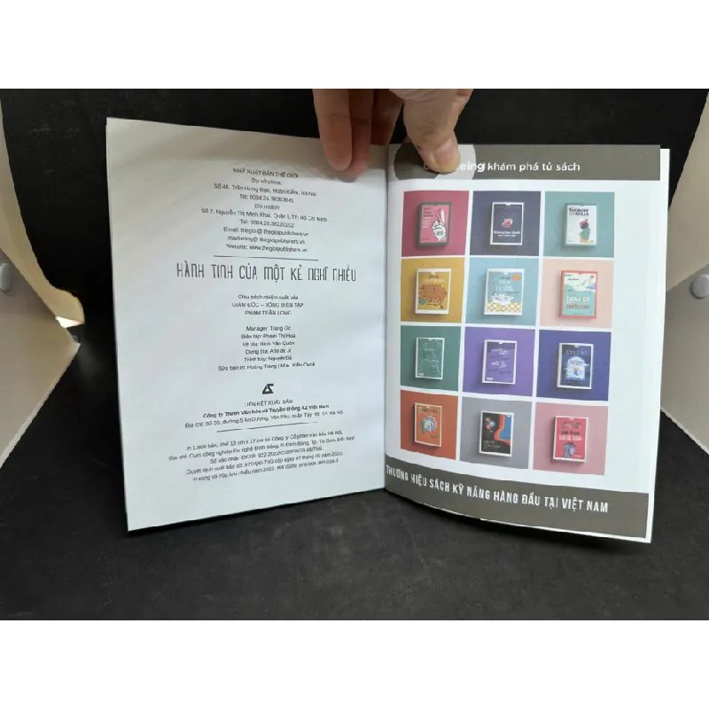 [Phiên Chợ Sách Cũ] Hành Tinh Của Một Kẻ Nghĩ Nhiều, 2022 - H1809 SBM 598191