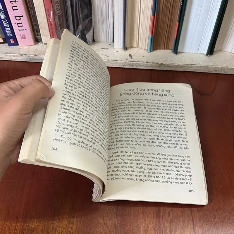 Tựa sách: Truyện Kể Về Phong Tục Truyền Thống Văn Hoá Các Dân Tộc Việt Nam (Tập 1) - 2006 595962