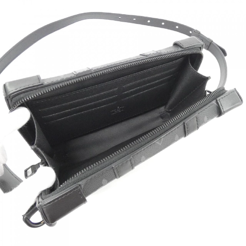 Ví đeo chéo Louis Vuitton Monogram Eclipse Soft Trunk Wallet M69838 - Hàng hiệu Chính hãng 768979