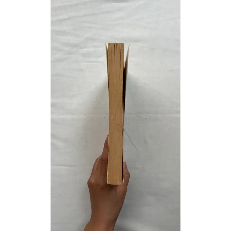 Kira-Kira - Cynthia Kadohata  785034