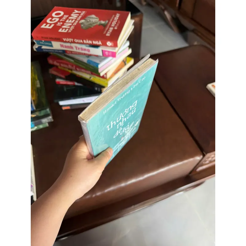 Thương Nhau Để Đó – Hamlet Trương & Iris Cao | Sách Tản Văn Tình Yêu Kèm CD - K3 1010842